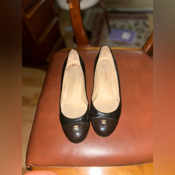 Chanel patent leather flats - Picture 5 of 9